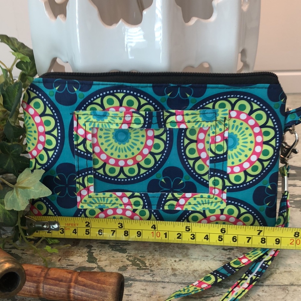 Lot of 3. Wallet/Bag/Wristlet - Picture 9 of 16